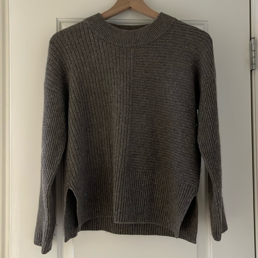 Everlane Cashmere Sweater XS